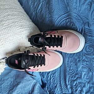 NEW New Balance shoes